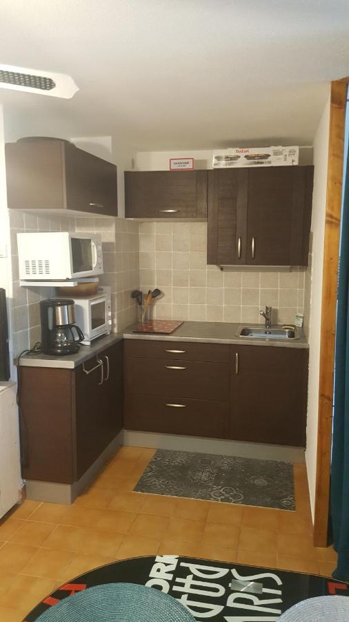 Appartement T2 Avec Son Rez De Jardin De 40 M2 5 Couchages 250M De La Plage Et 15Km De L'Arena Narbonne-Plage Exteriér fotografie