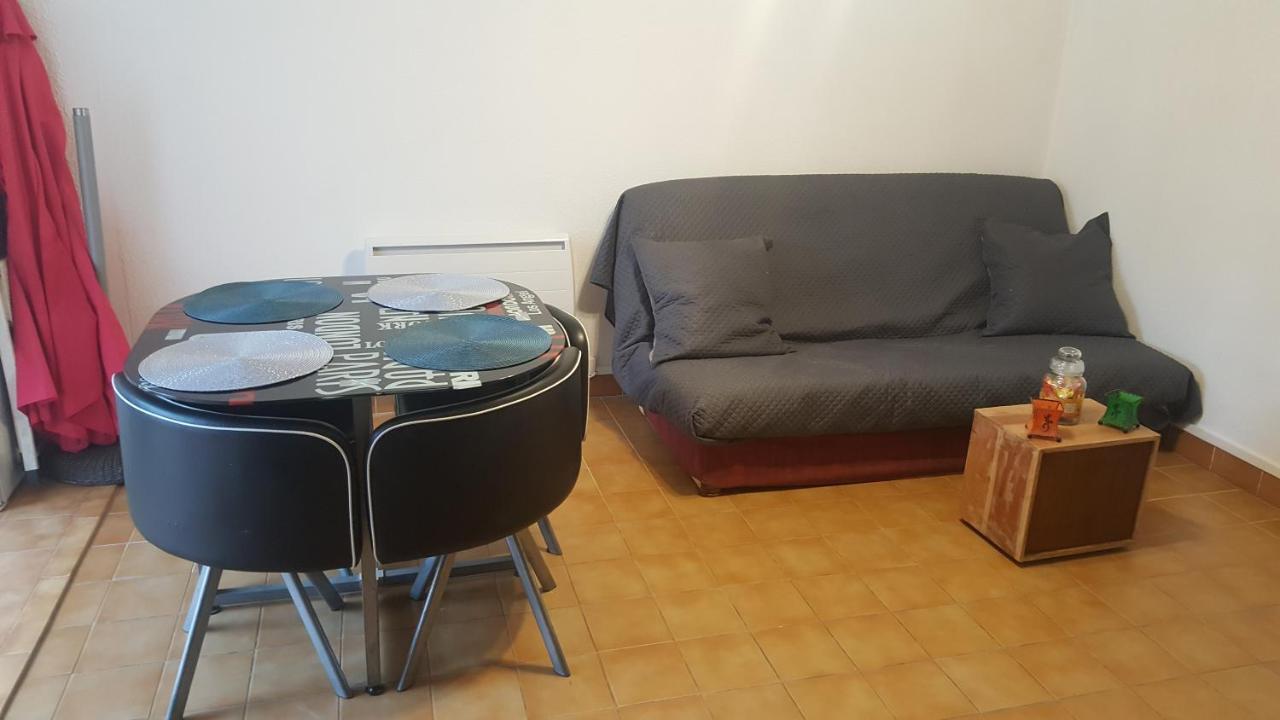 Appartement T2 Avec Son Rez De Jardin De 40 M2 5 Couchages 250M De La Plage Et 15Km De L'Arena Narbonne-Plage Exteriér fotografie
